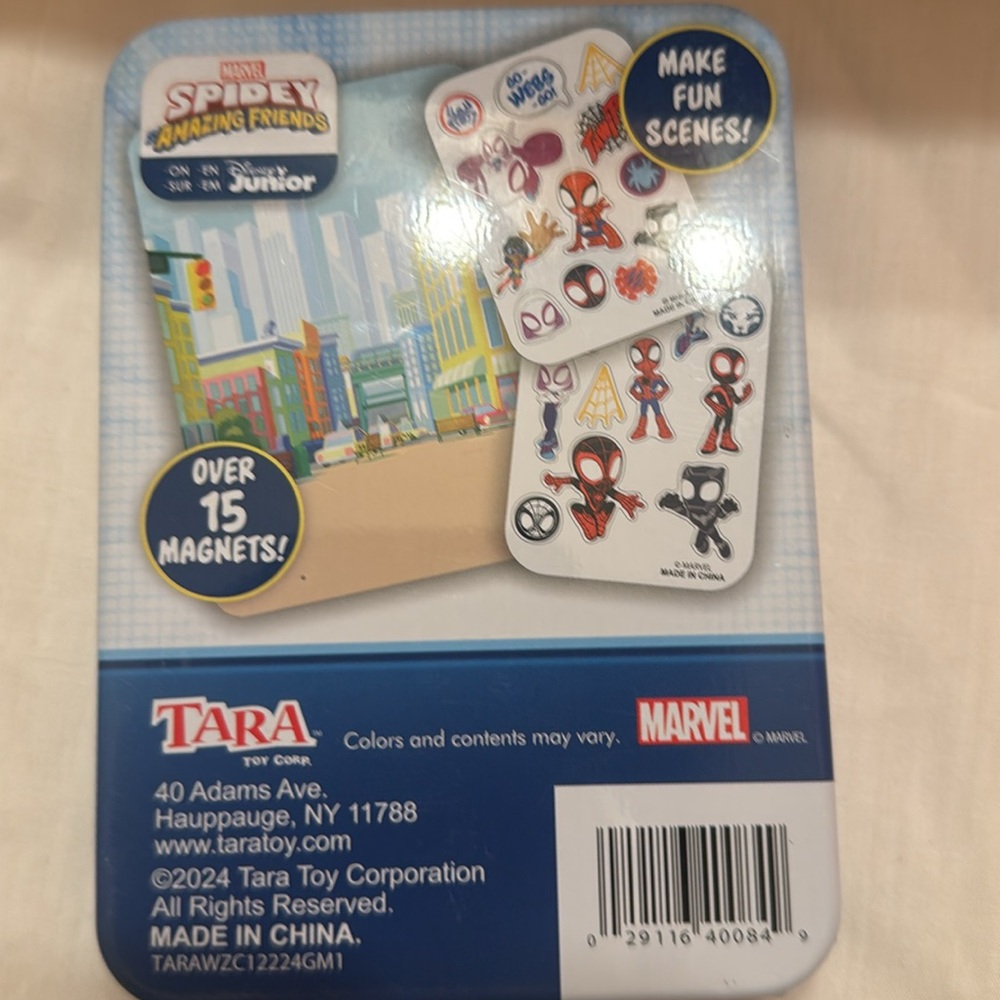 Marvel Spider-Man Magnetic Activity Set - Picture 3 of 3